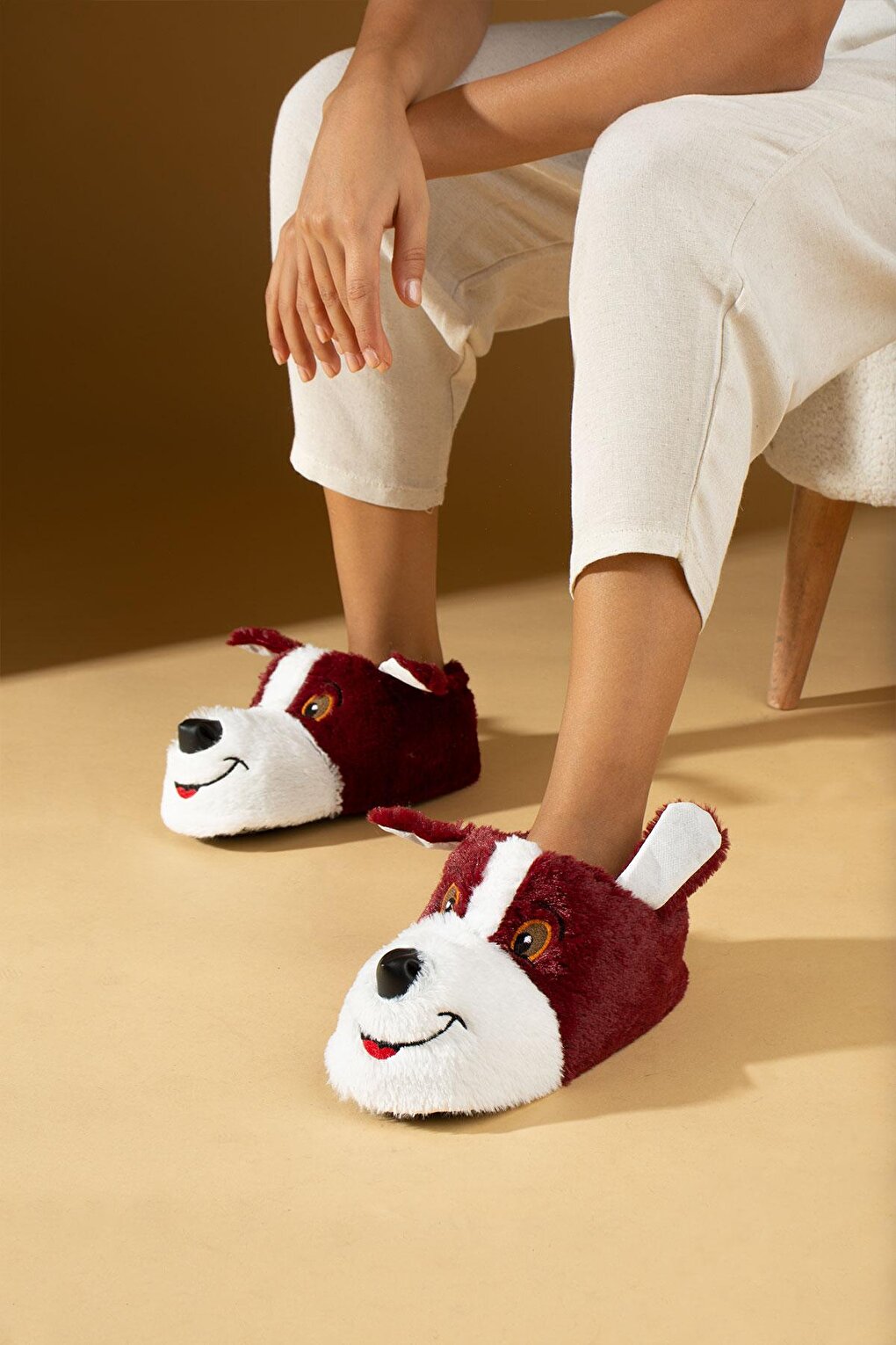 Cute Dog Thermal Base Plush Women's Slippers 001-999-22Nw