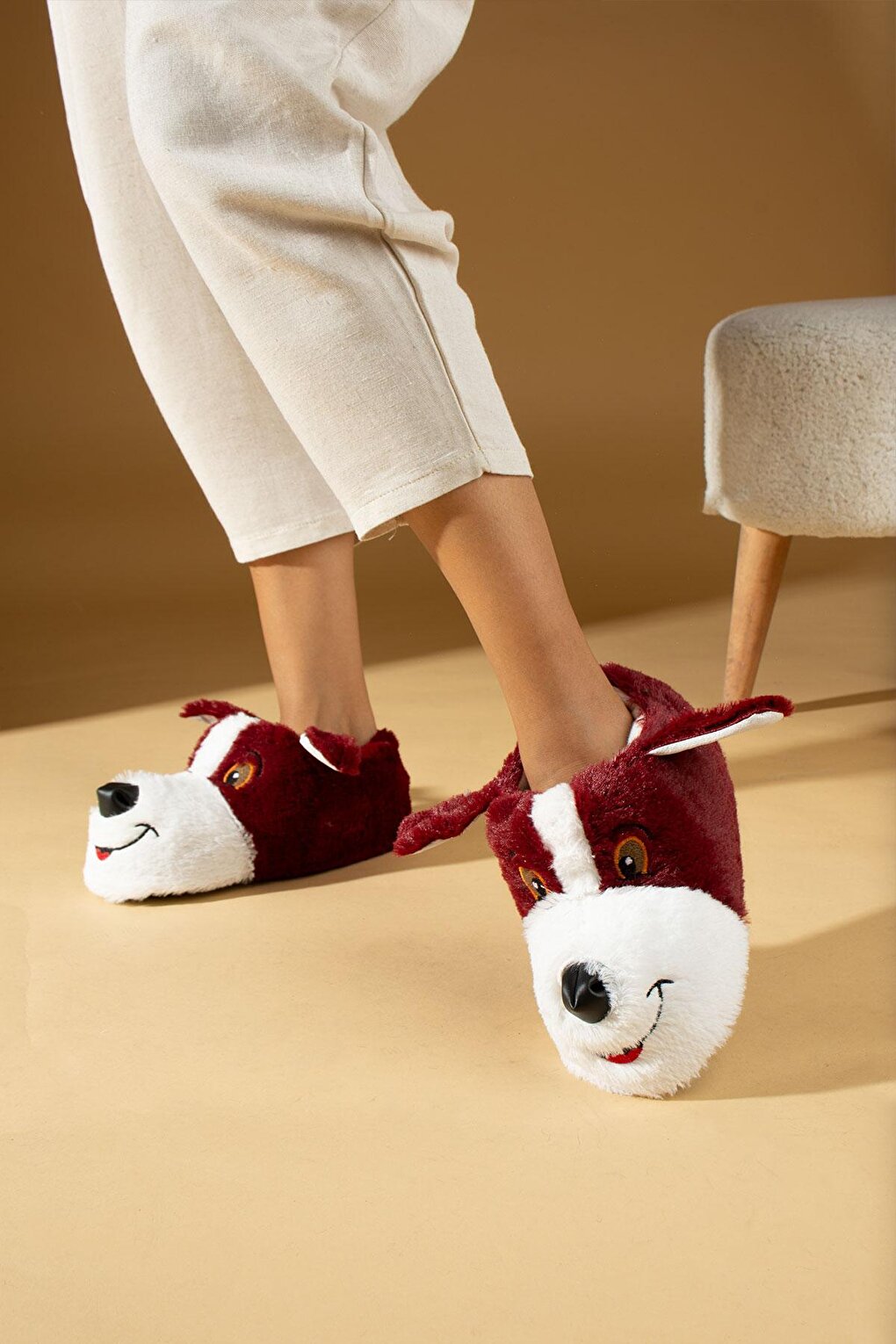 Cute Dog Thermal Base Plush Women's Slippers 001-999-22Nw