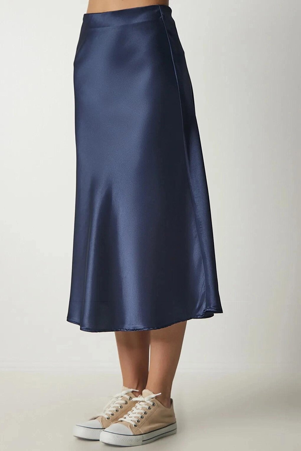 Women's Navy Blue Satin Finished Midi Length Skirt with Elastic Waist Hzl23s-bd1101471