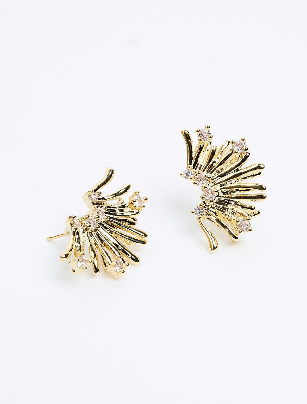 Stylish Earrings with Gold Shiny Stone Figures