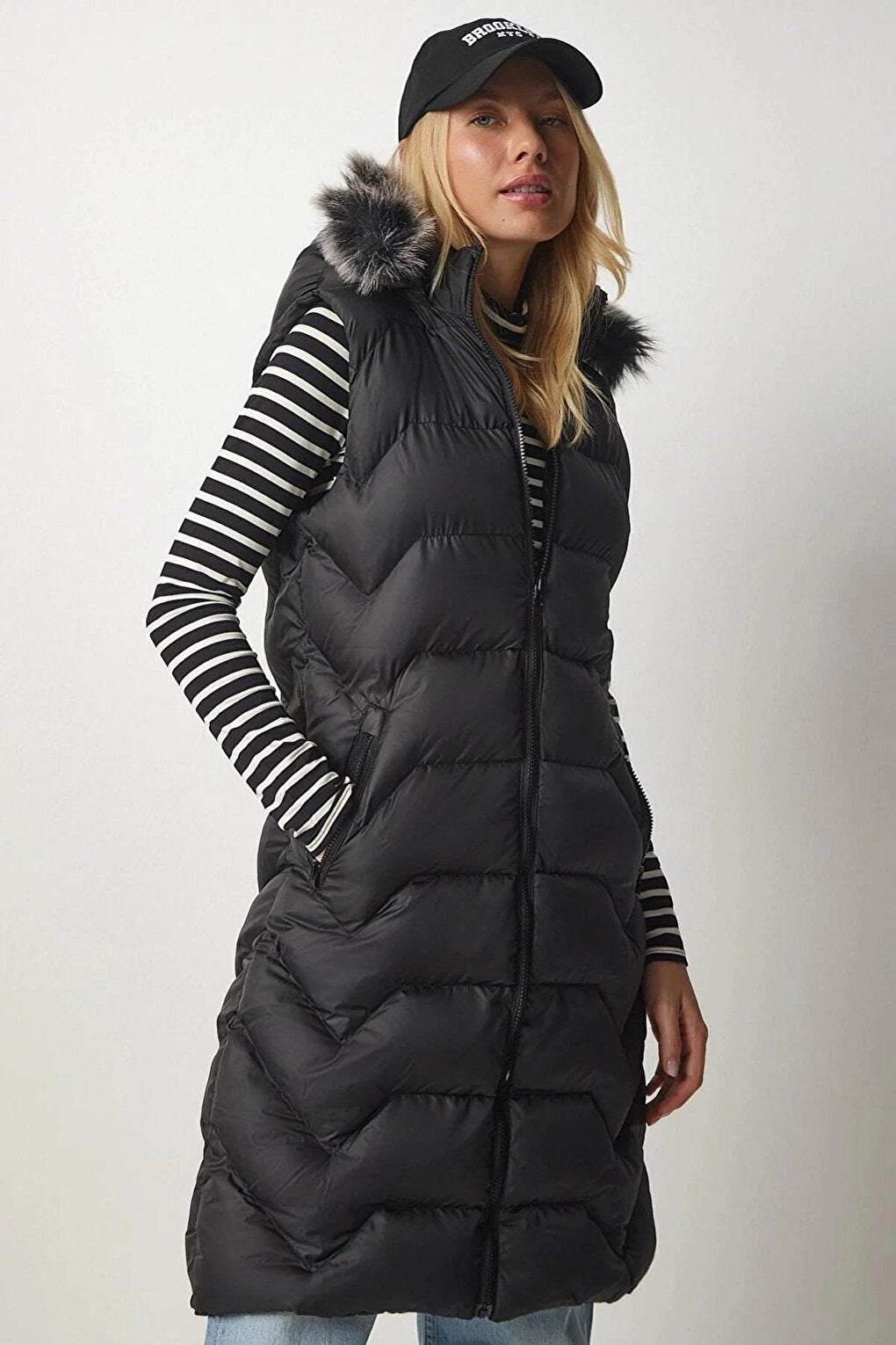 Women's Black Furry Removable Hooded Lined Long Puffer Vest HZL24W-BD151661