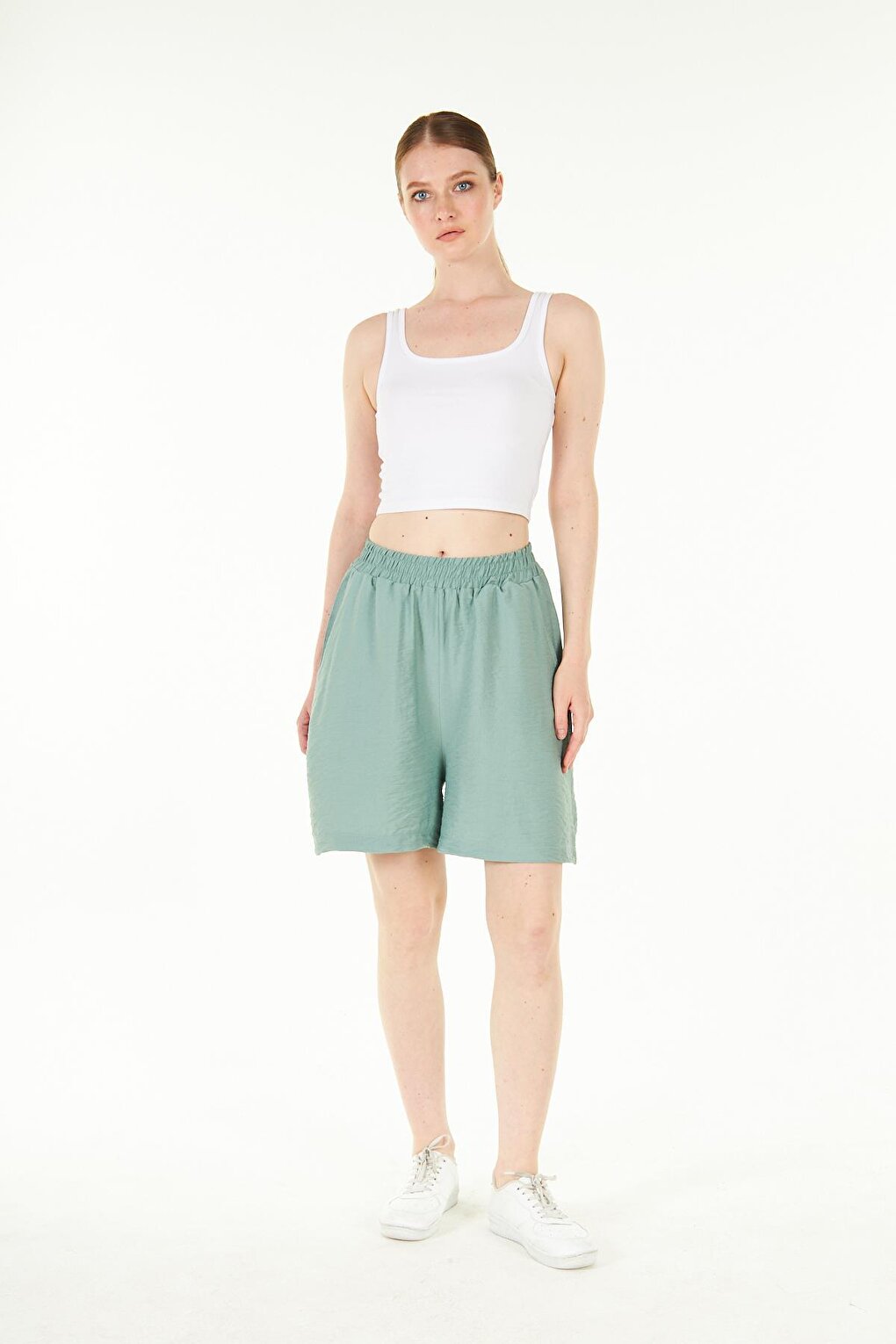 Green Women's Woven Linen Look Comfortable Shorts - Noe