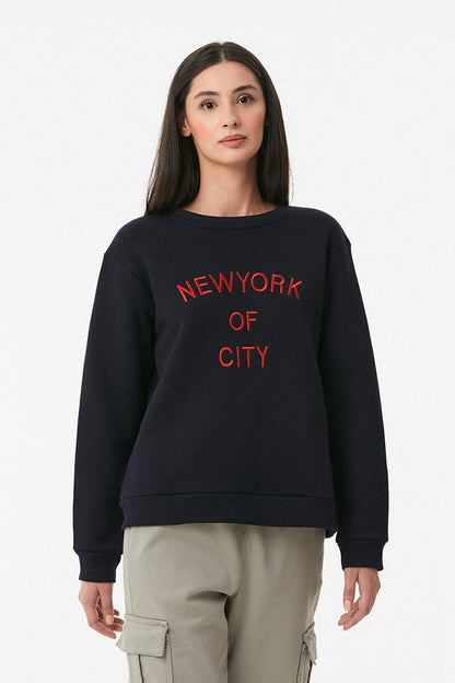 New York Embroidered Crew Neck Sweatshirt