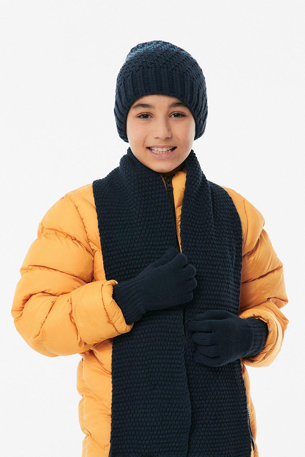 Basic Boy's Scarf, Beret and Gloves Set