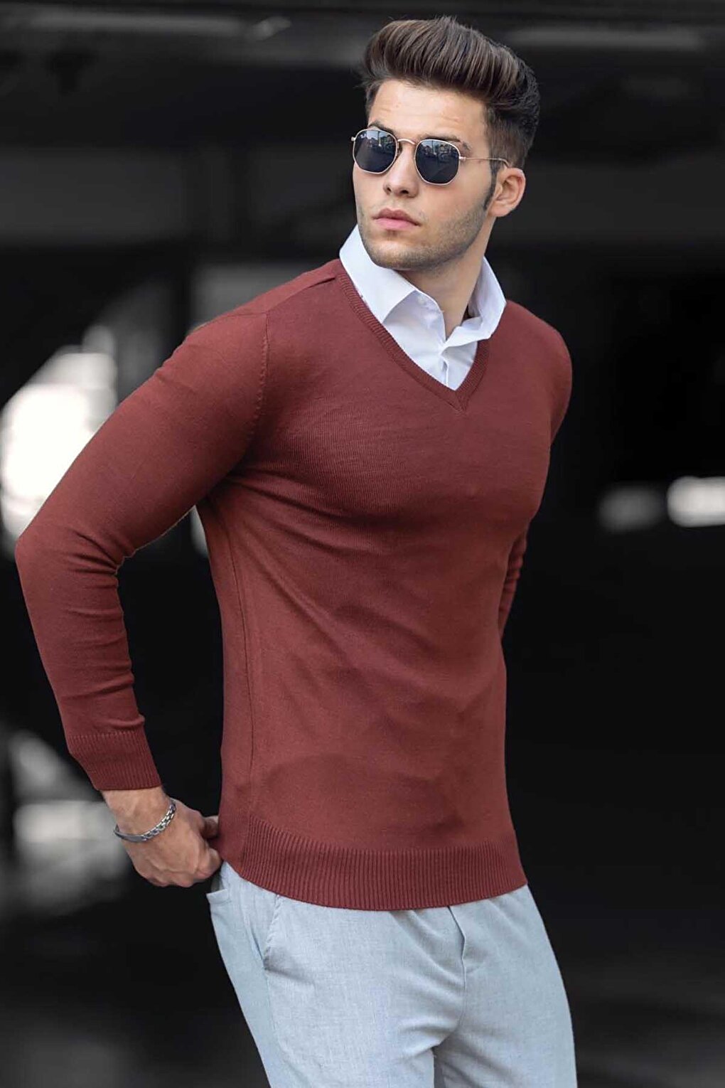 Tile V-Neck Knitwear Sweater 4674