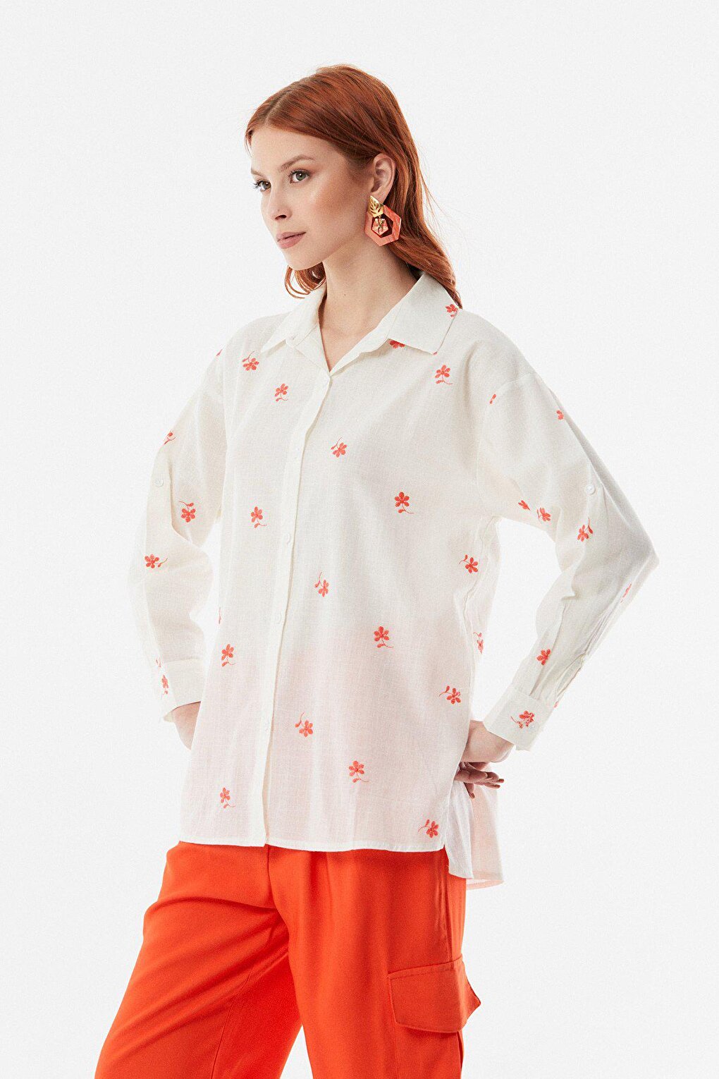 Casual Linen Shirt with Floral Embroidery