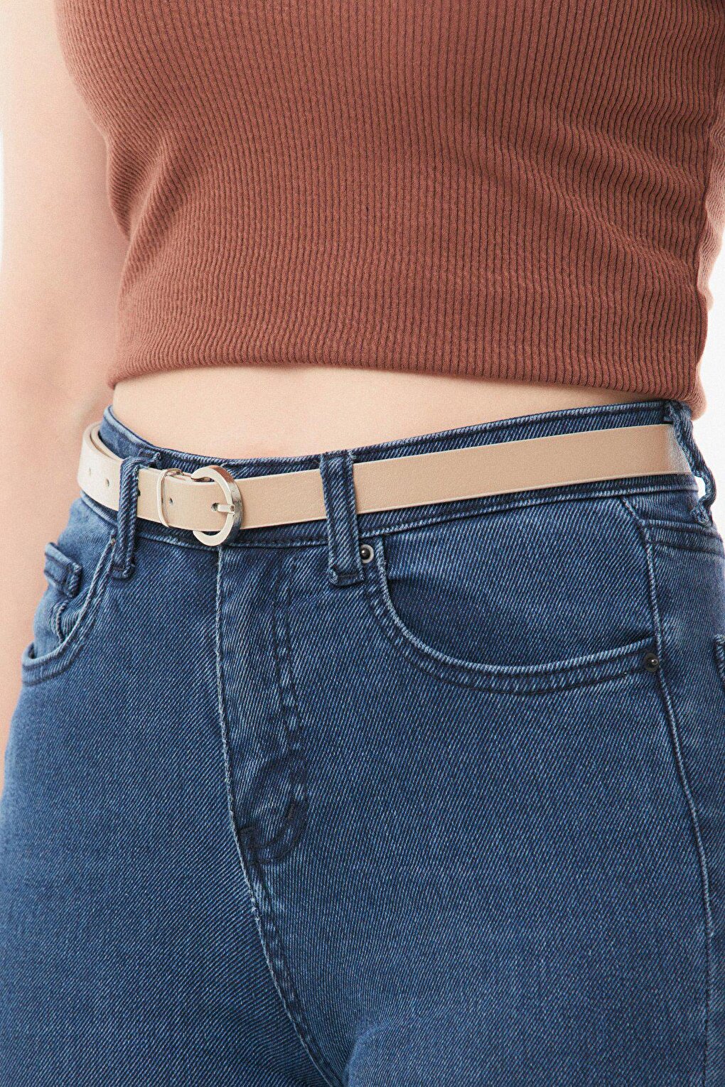 Small Buckle Belt