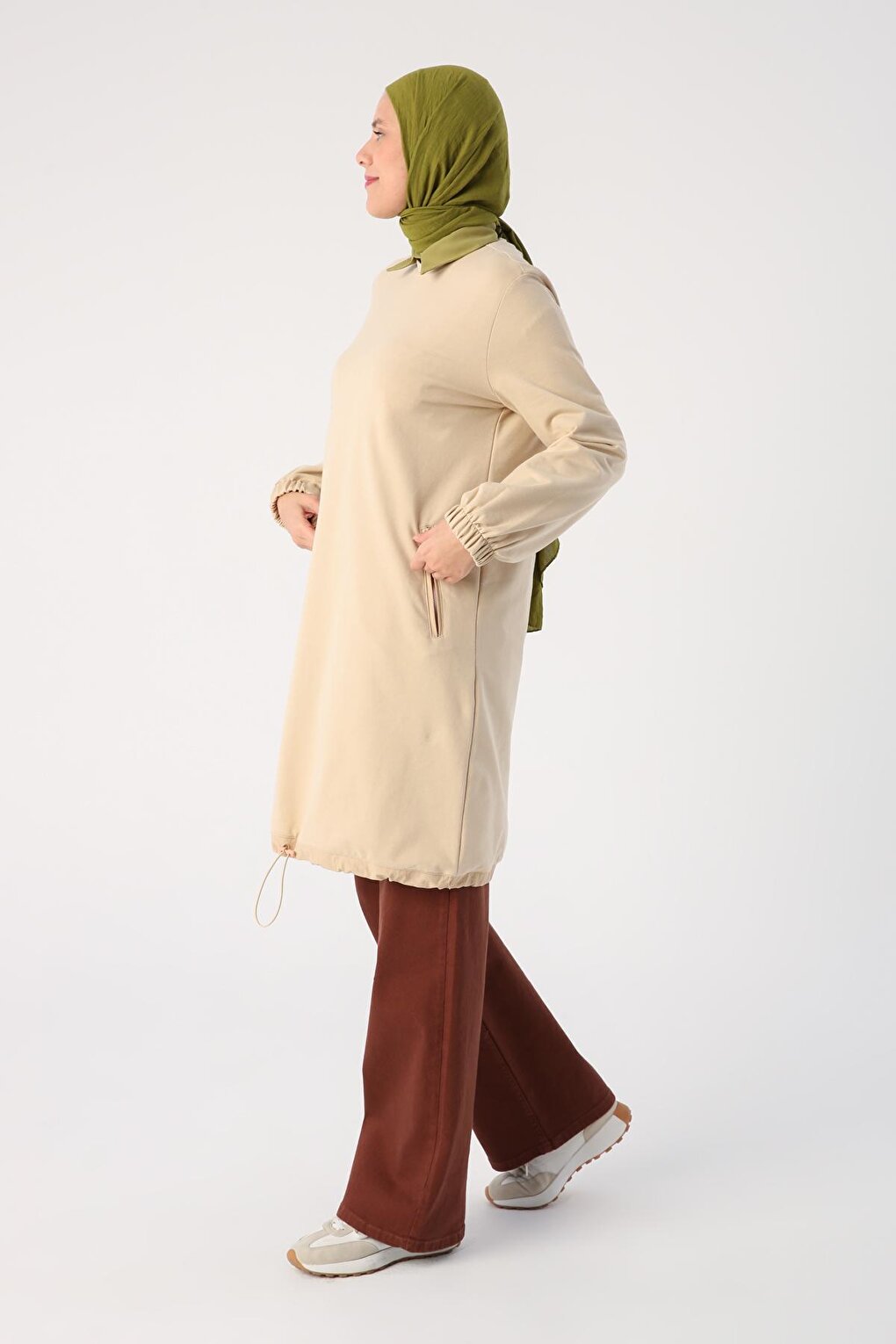 Beige01 Woven Garnished Zipper Pocket Tunic