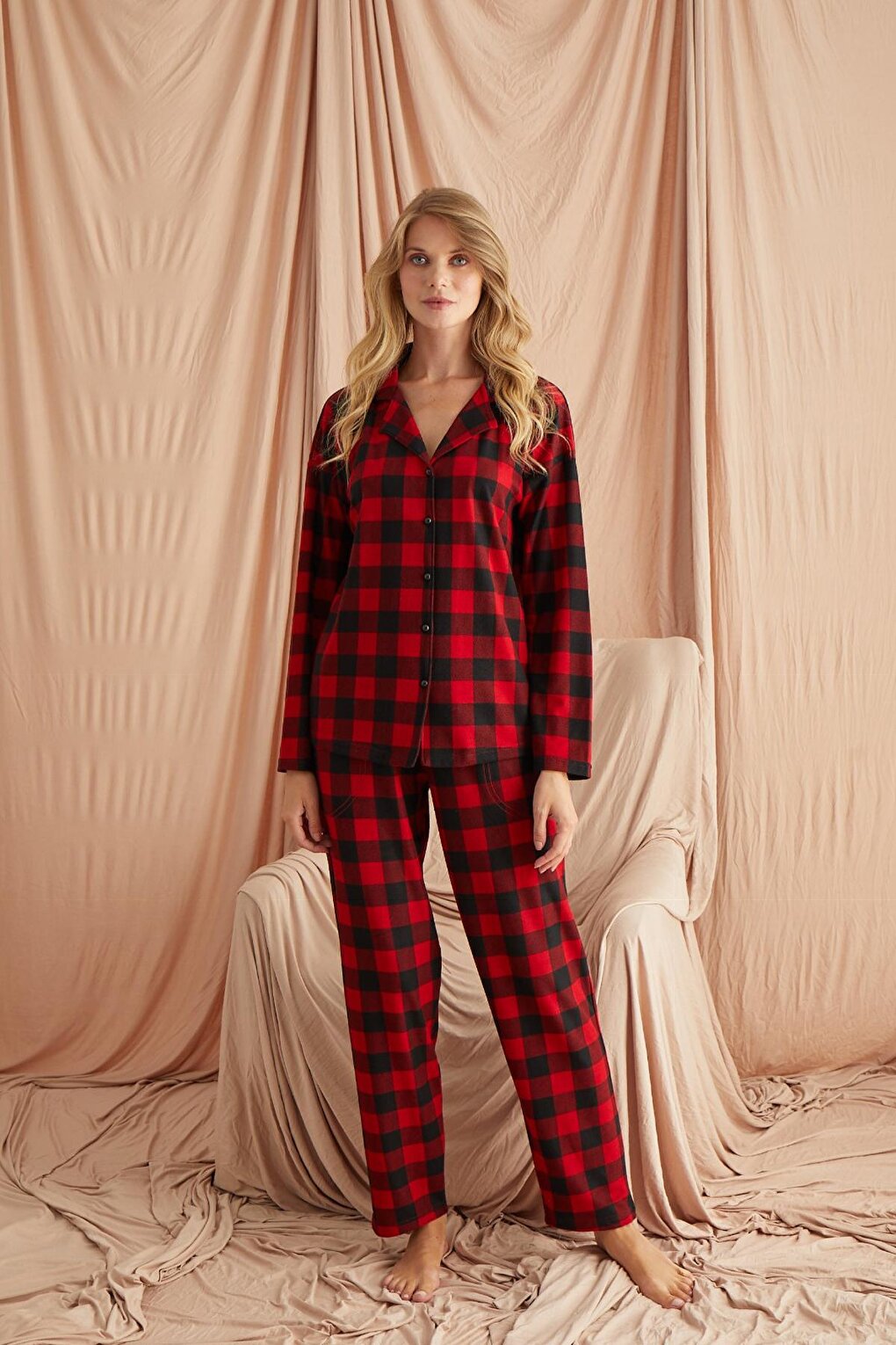 Red Black Checkered Suede Buttoned Baby Collar Long Sleeve Long Bottom Pajama Set