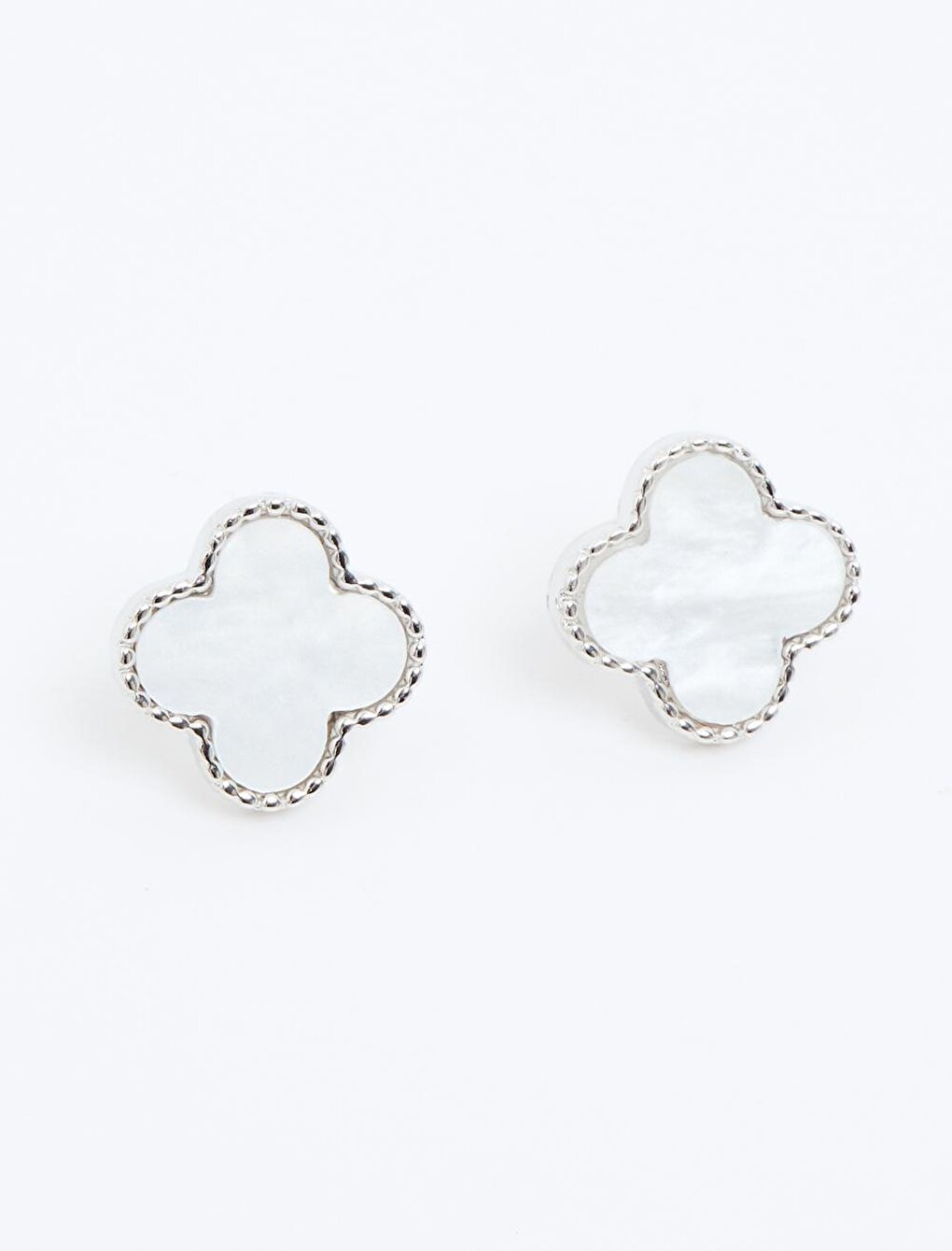 Stylish Earrings with Silver Clover Figures