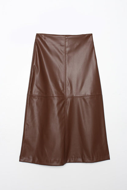 Leather Skirt with Soild Stitching Detail