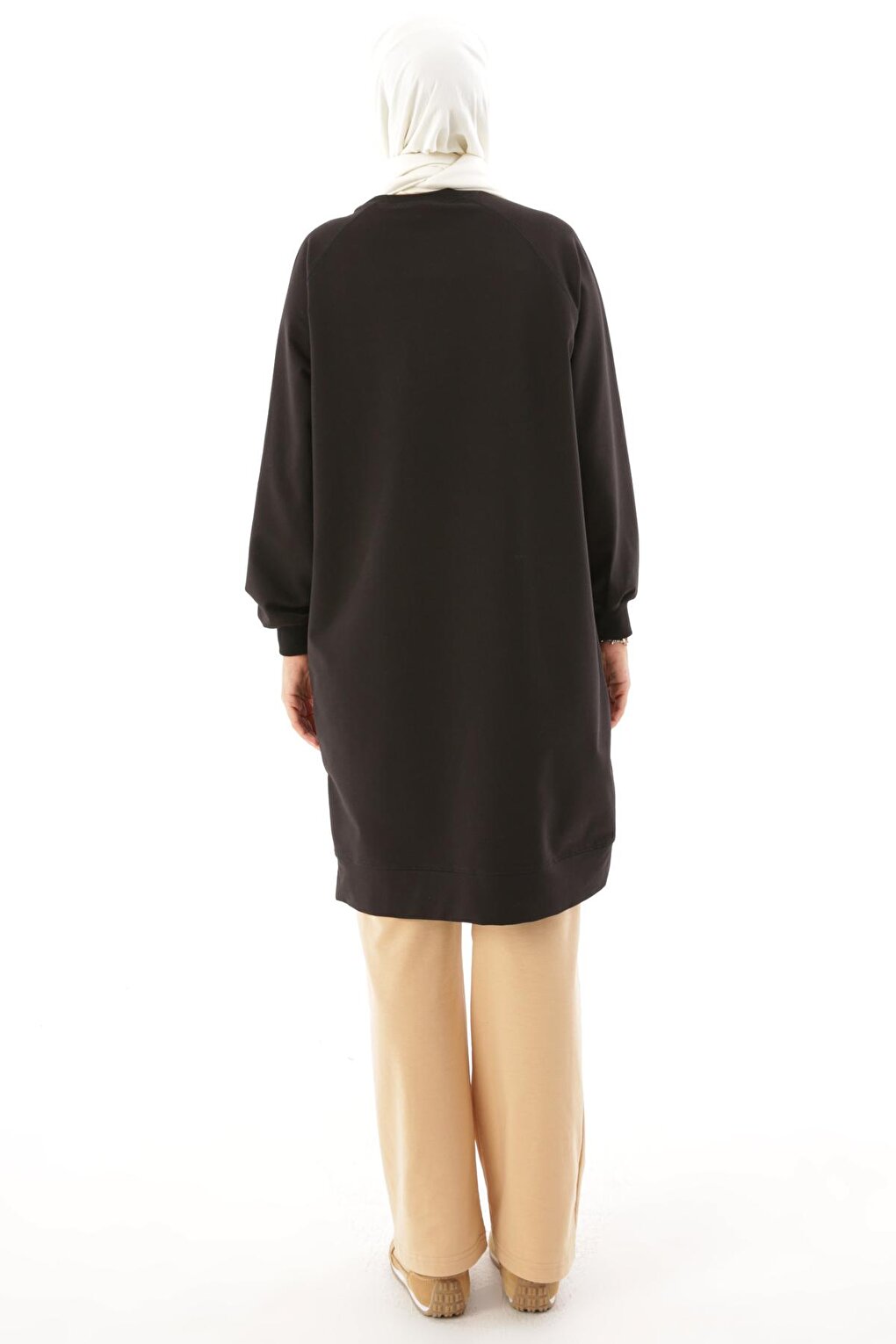 Black Mode Embroidered Raglan Sleeve Tunic