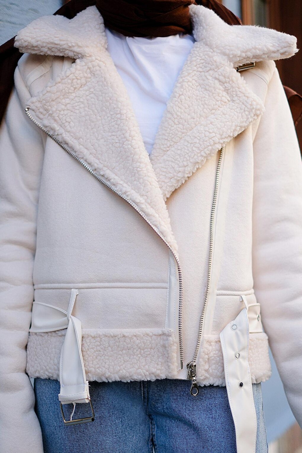 Women's Fur Collar Cross Zipper Suede Coat Beige