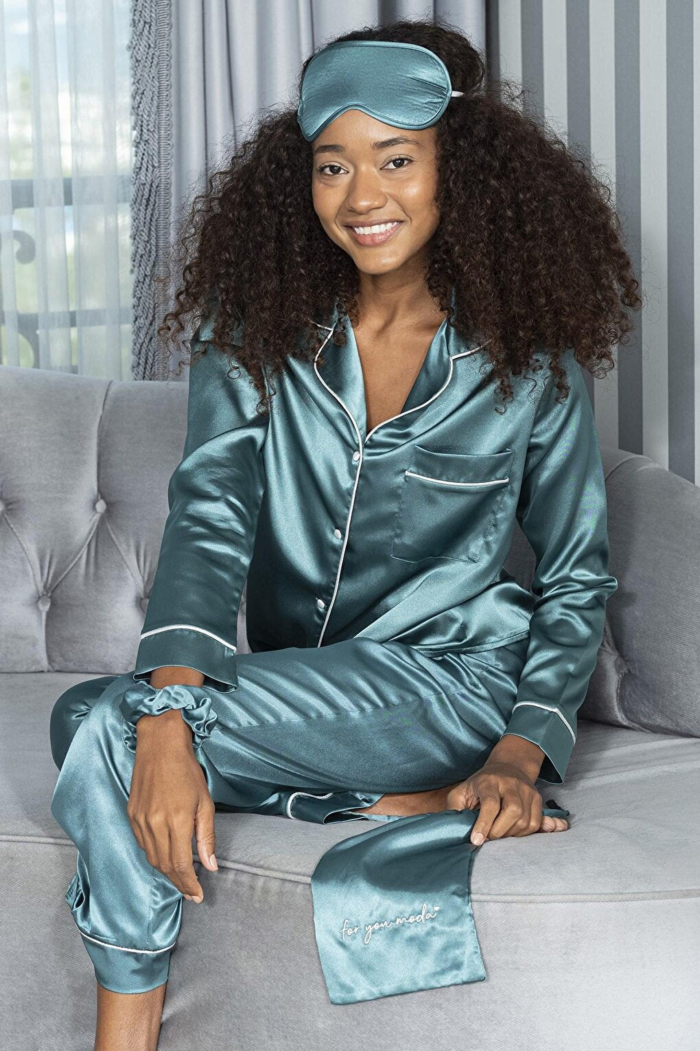 7-Piece Green Pajama Set with Bustier