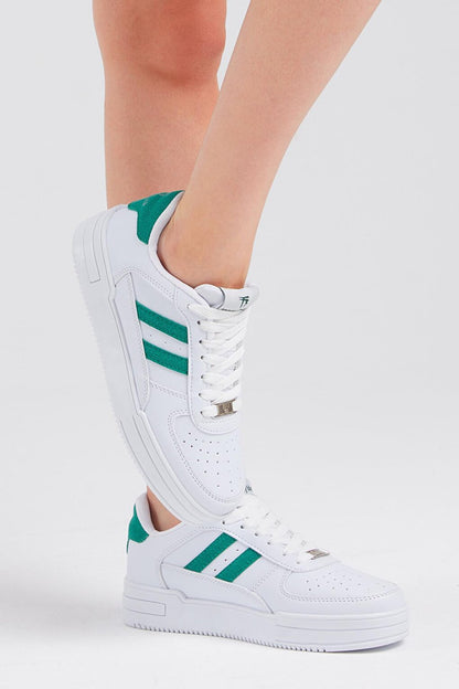 Unisex White Green Side Striped Lace-up Comfortable Mold Sneaker