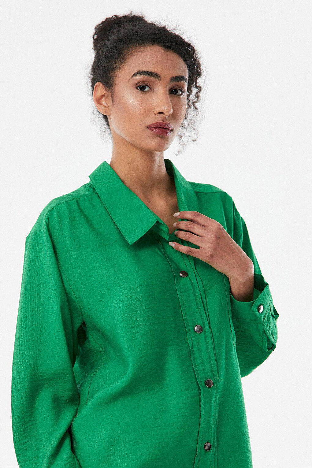 Single Pocket Ayrobin Fabric Oversize Shirt