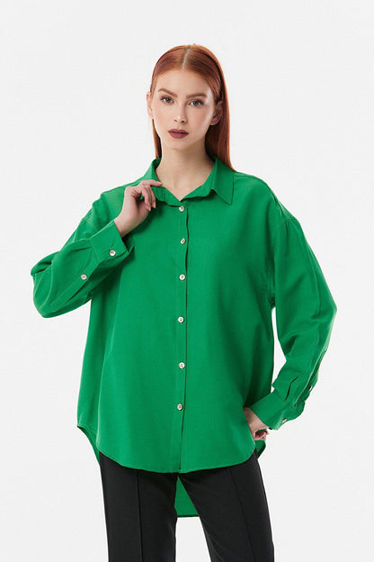 Basic Oversize Shirt with Buttons on the Back