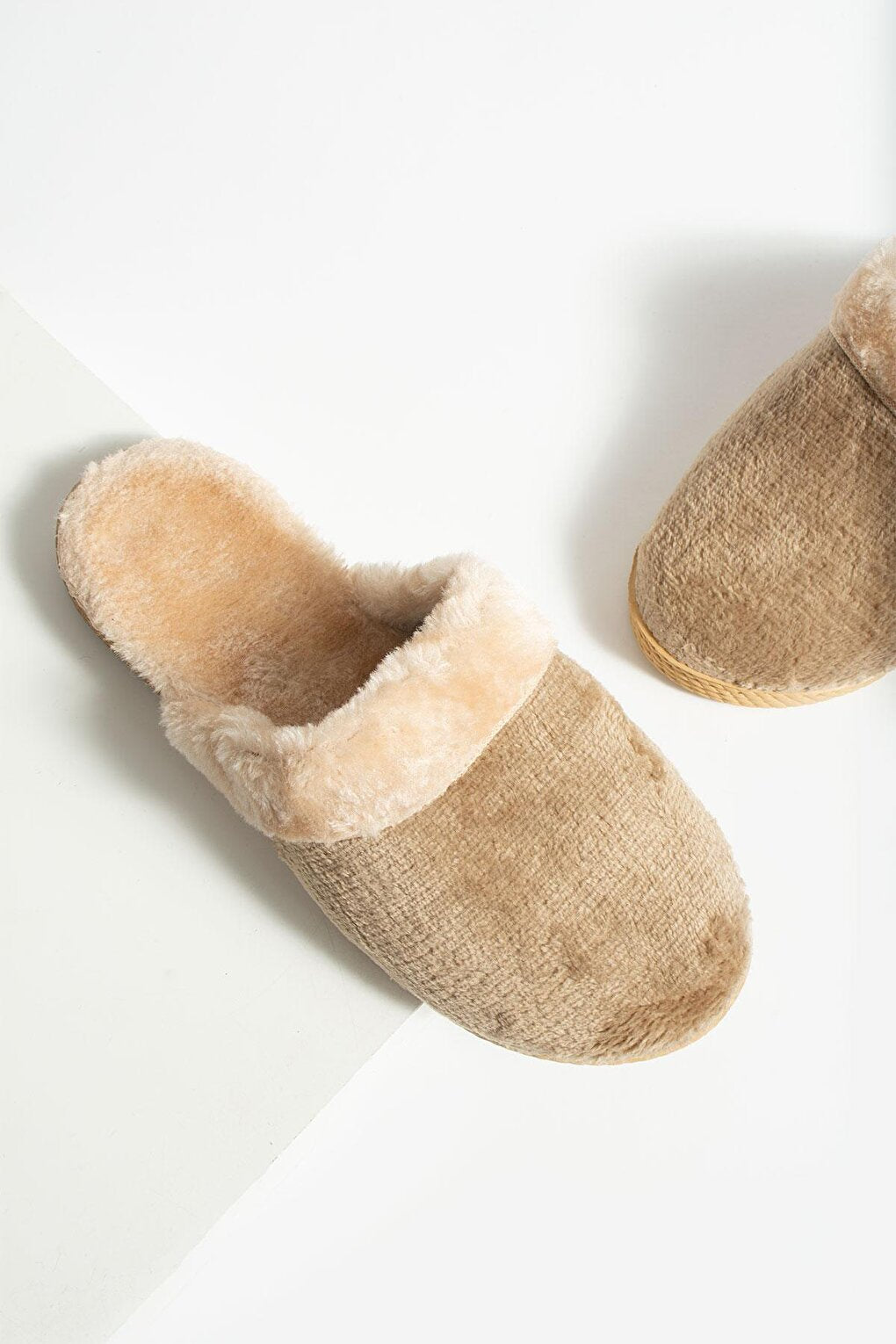 Soft Straw Sole Fur Women's House Slippers P01-010-23