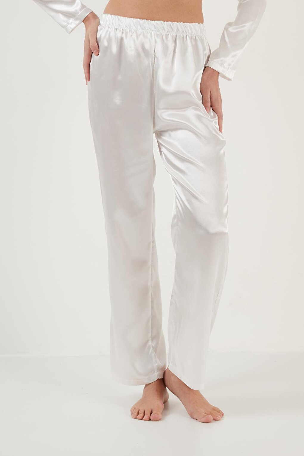 Shirt Collar Relaxed Cut Wide Leg Satin Pajama Set 6110374