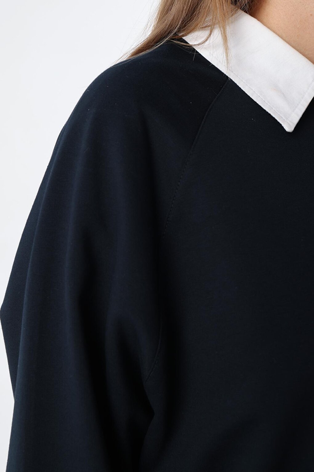 Navy Blue Crew Neck Raglan Sleeve Sweatshirt