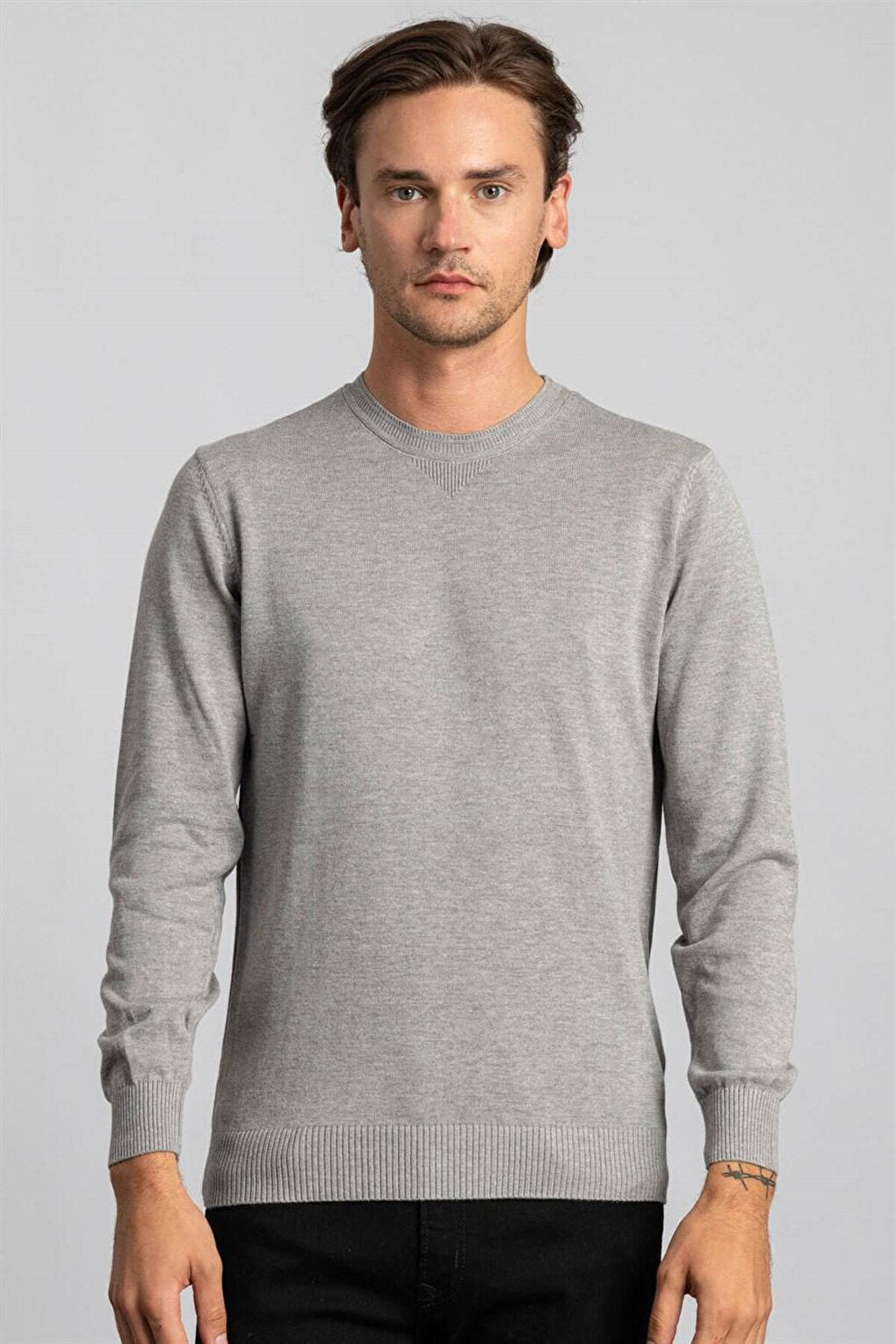 Slim Fit Crew Neck Men's Gray Sweater