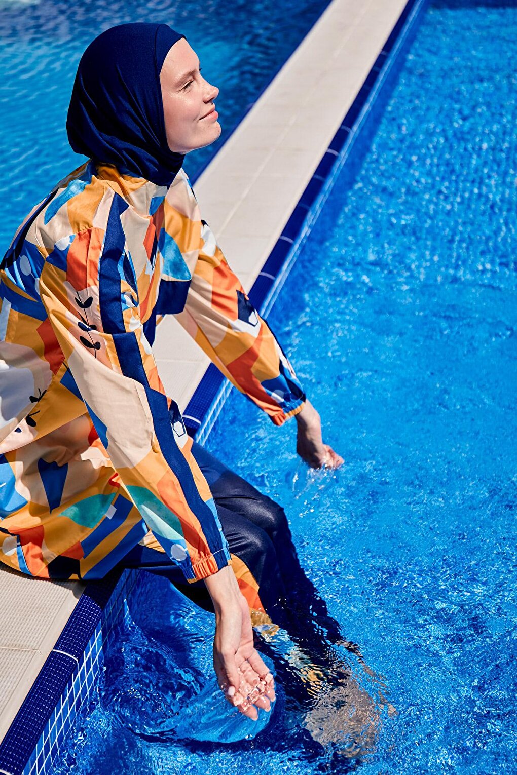 Patterned Fully Covered Hijab Swimsuit R2314