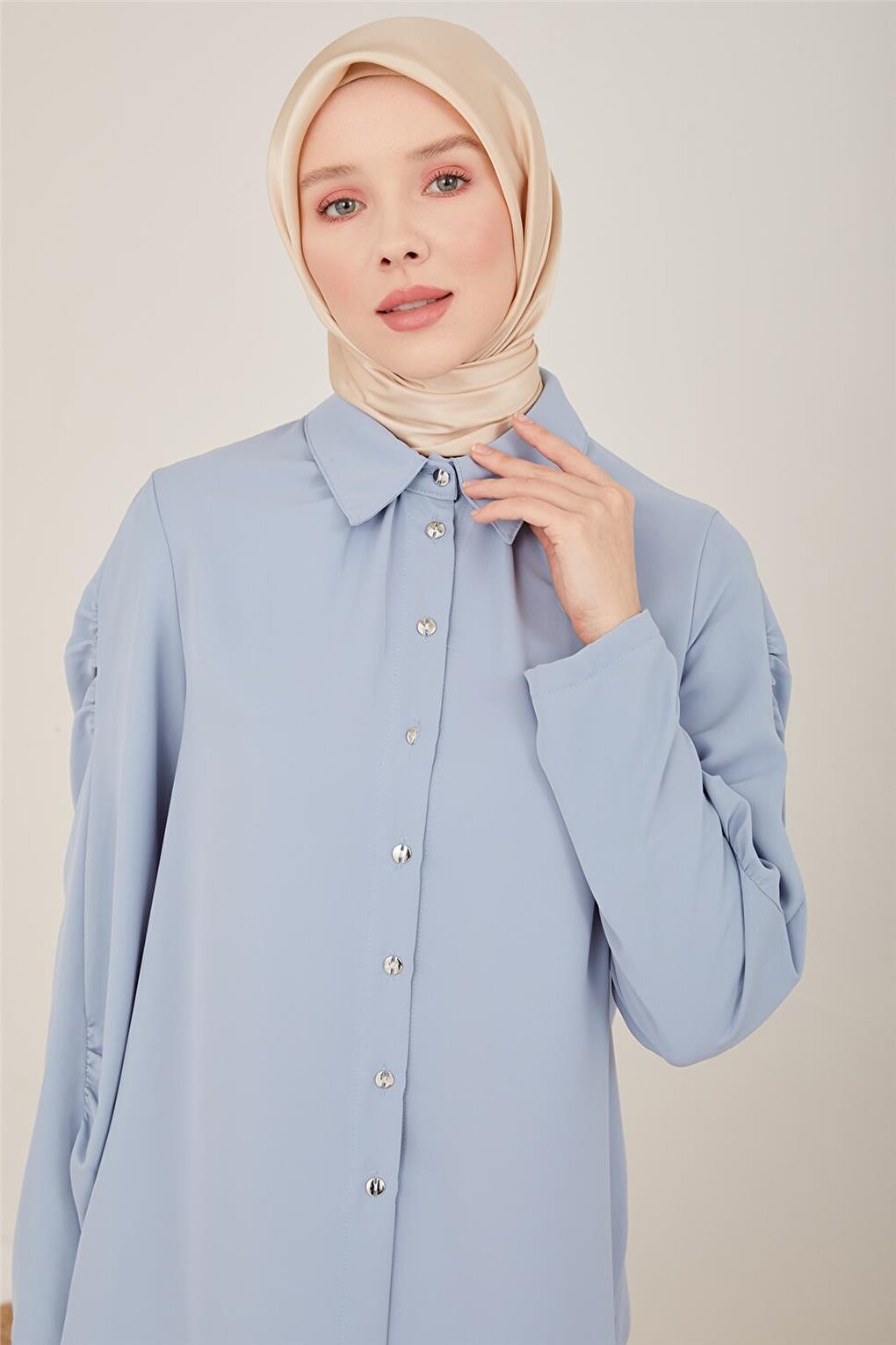 Ruffle Detailed Shirt 23Y3317