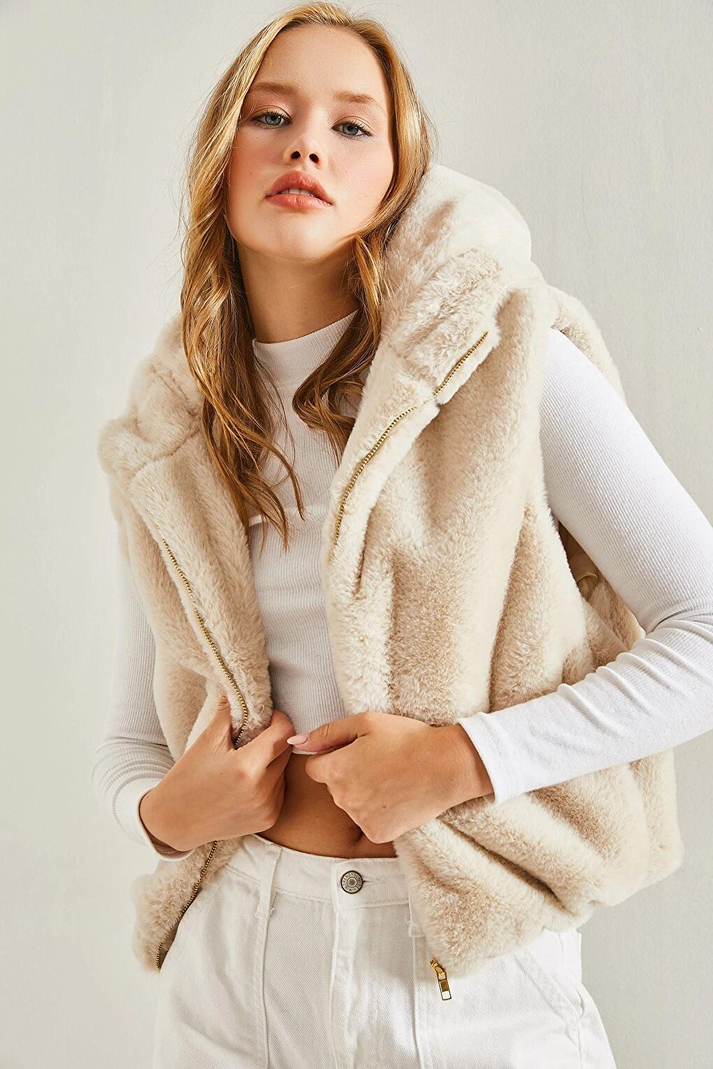 Women's Hooded Plush Vest with Zipper