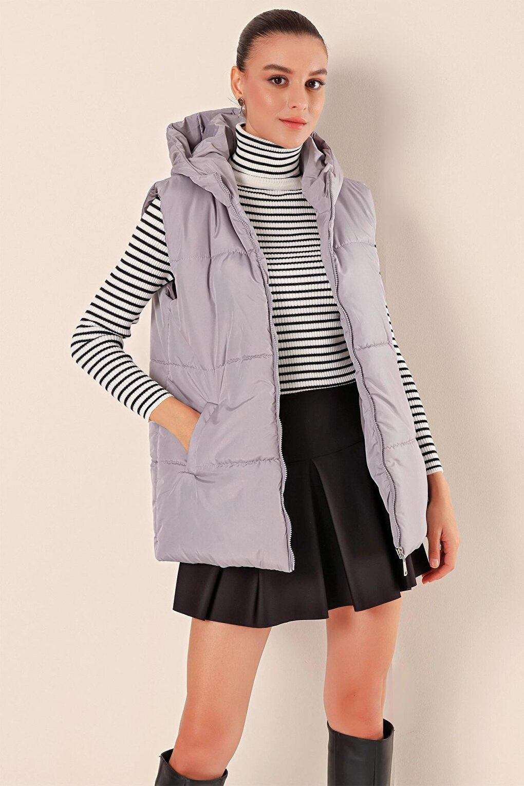 Gray Hooded Zippered Short Puffer Vest