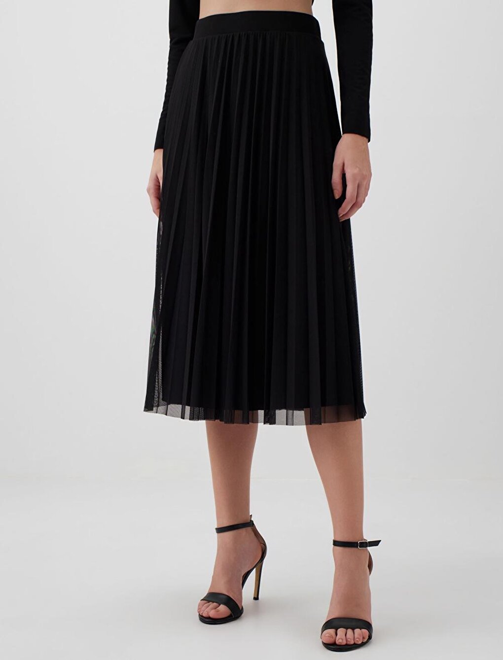 Black Normal Waist Pleated Mesh Midi Skirt