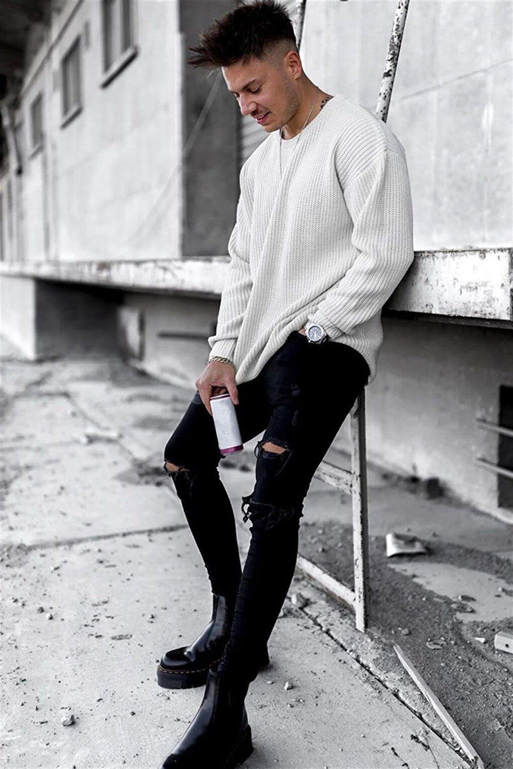 Crew Neck White Knitted Sweater 4518