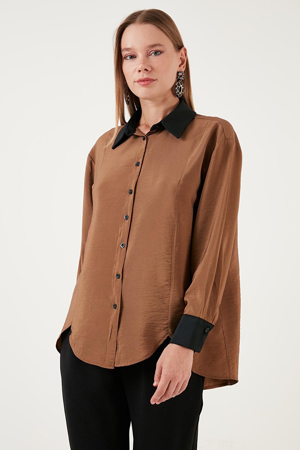 Asymmetric Cut Oversize Fit Woven Shirt 611GO0178