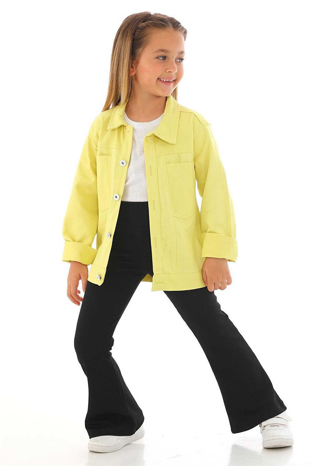 Girl's Yellow Colored Unicorn Printed Buttoned Jacket with Pockets