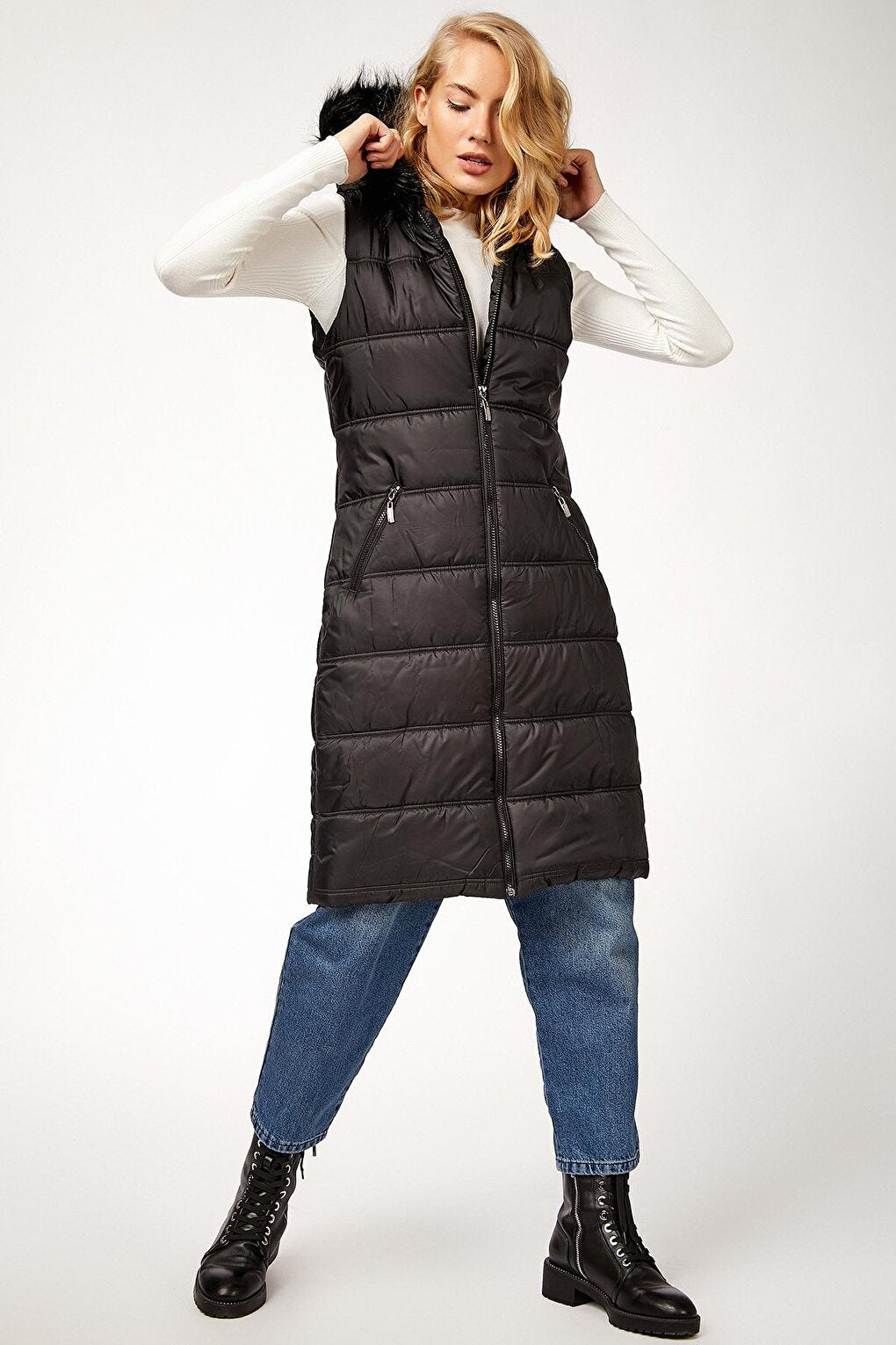 10233 Hooded Furry Puffer Vest - Black