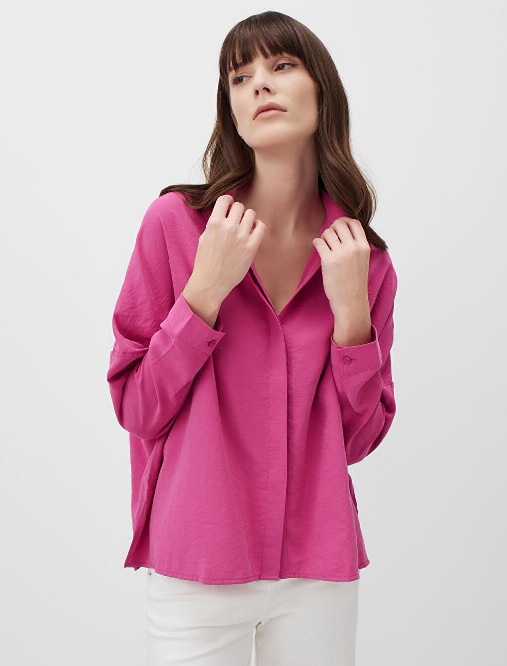 Pink Loose Cut Low Sleeve Long Back Woven Shirt