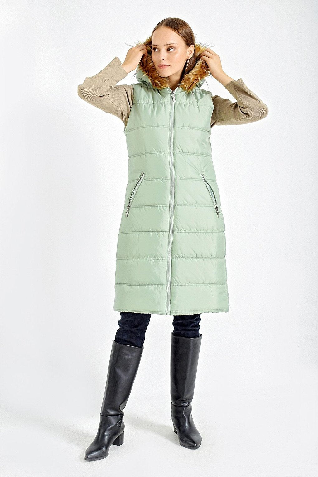 10233 Hooded Fur Puffer Vest - Mint