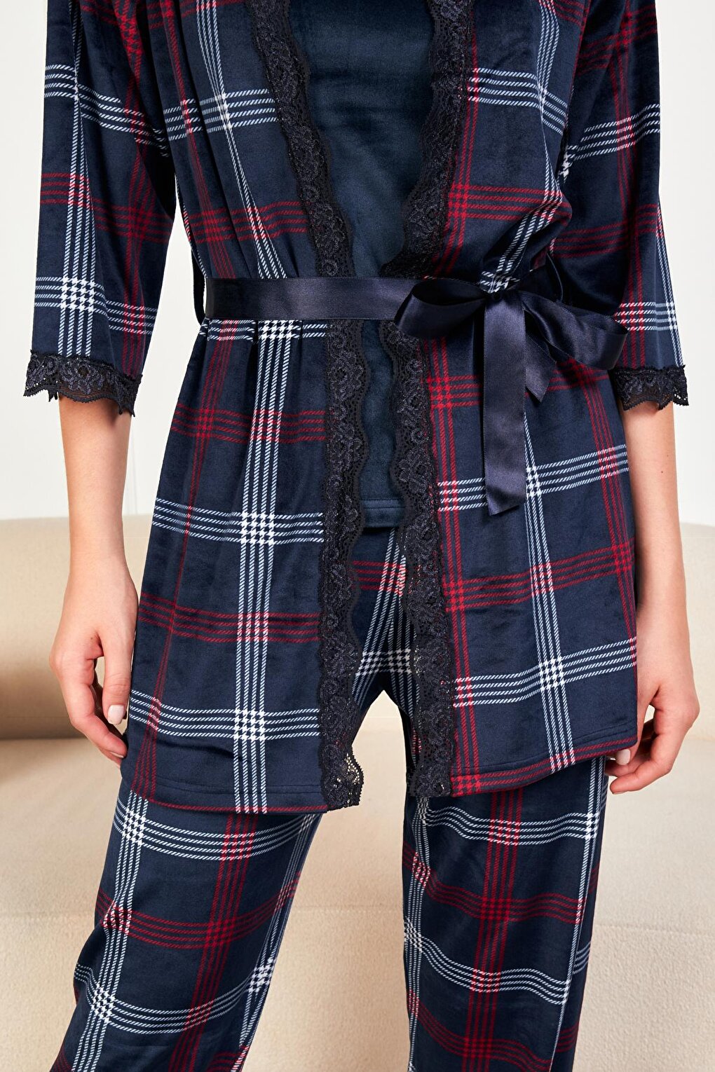 Navy Blue Plaid Soft Velvet Three Quarter Sleeve Rope Suspended Trousers 3-Piece Pajama Set