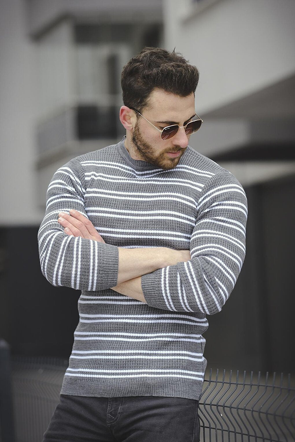 Striped Slim Fit Body Crew Neck Men's Knitwear Sweater