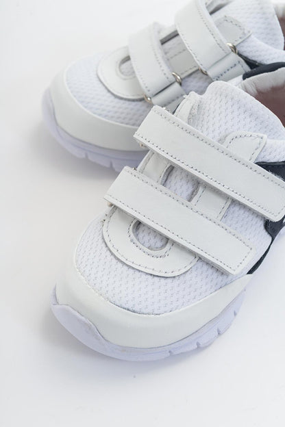 Boy's White Leather healthy Supported Sports Shoes