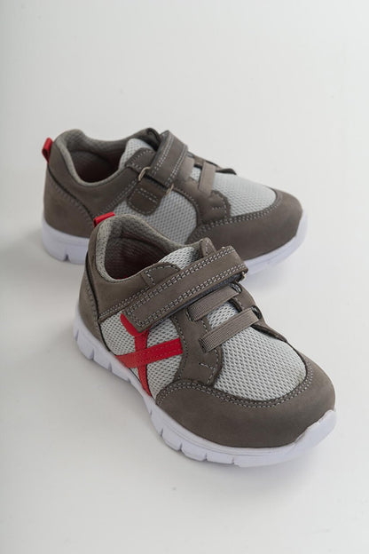 Unisex Children's Gray Leather healthy Supported Sports Shoes