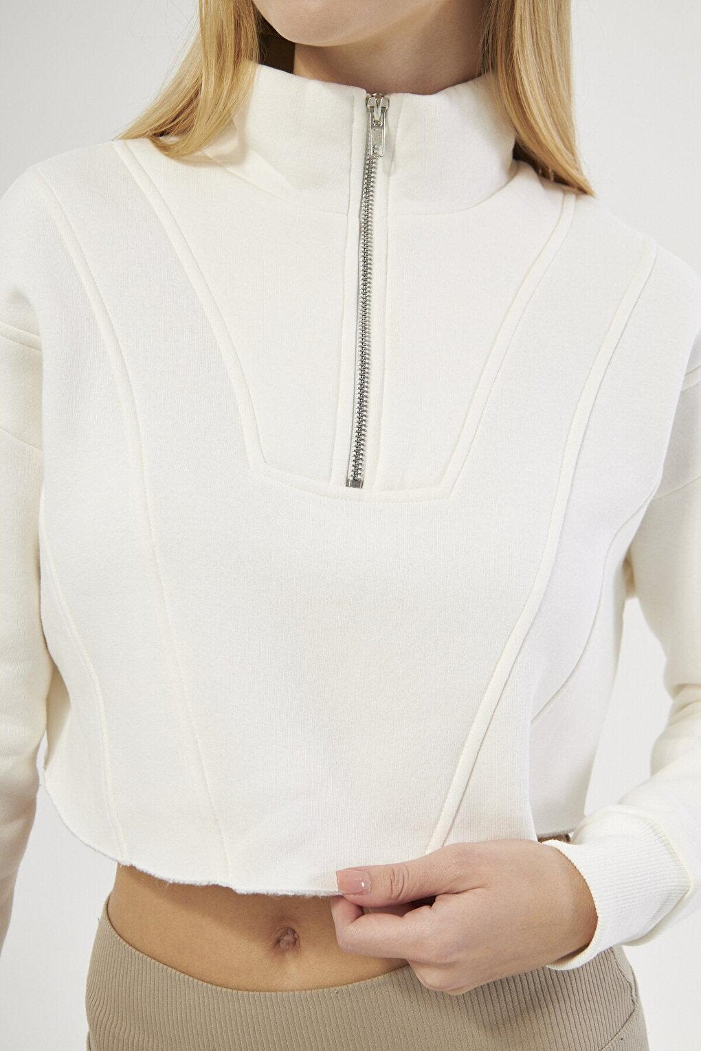 White Raw Edge Crop Zipper Sweatshirt