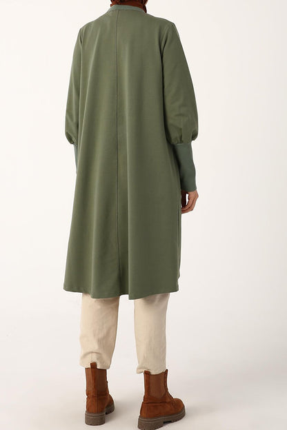 Soft Green Collar and Ribbed Cuffs Tunic