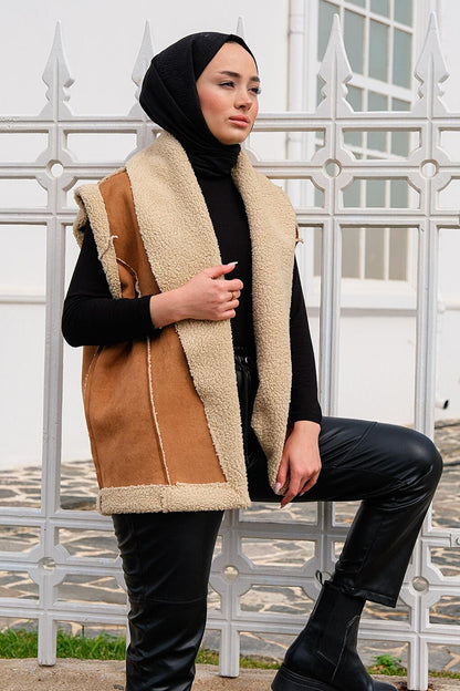 Oversize Furry Nubuck Vest Camel