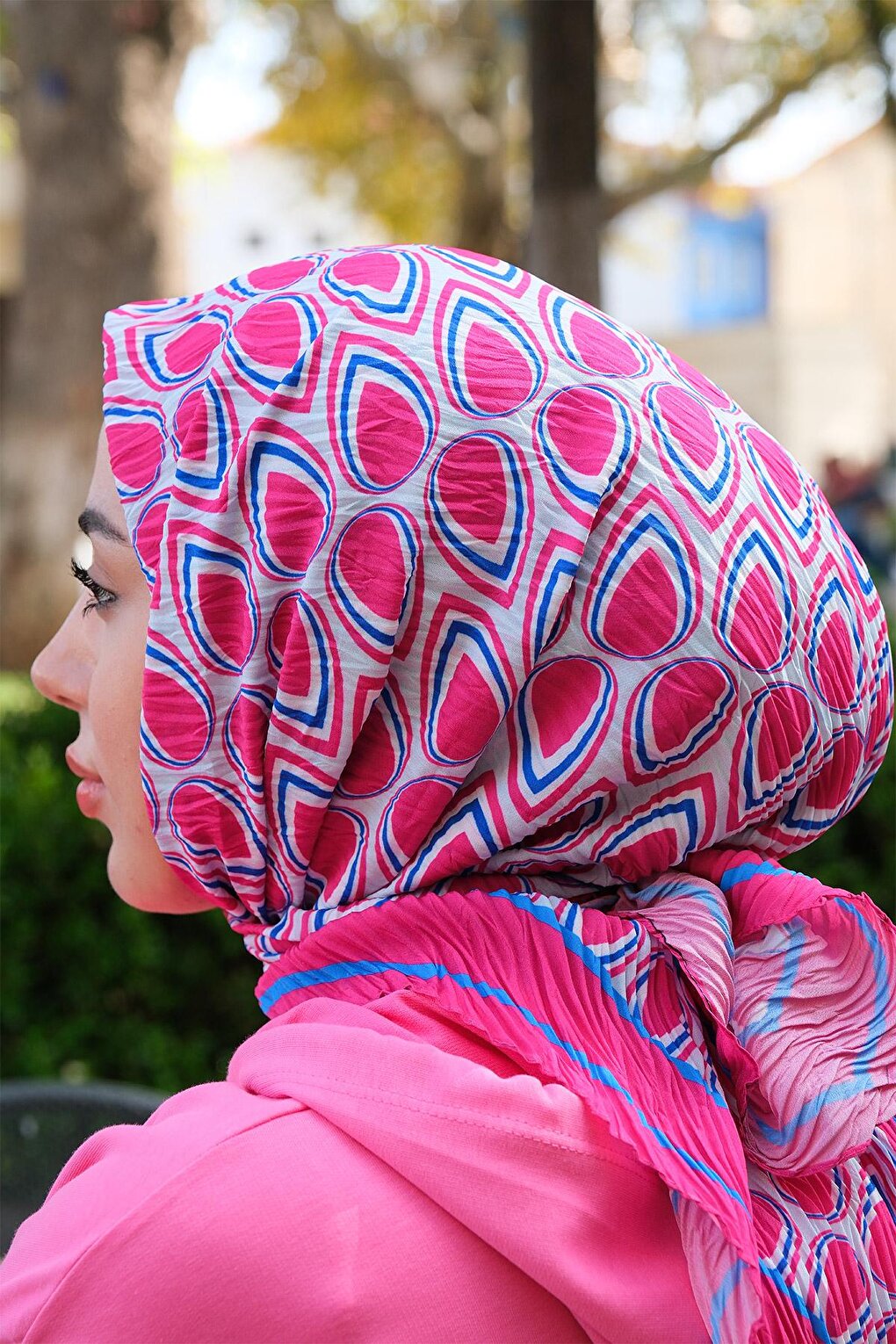 Drop Pattern Pleated Scarf Fuchsia