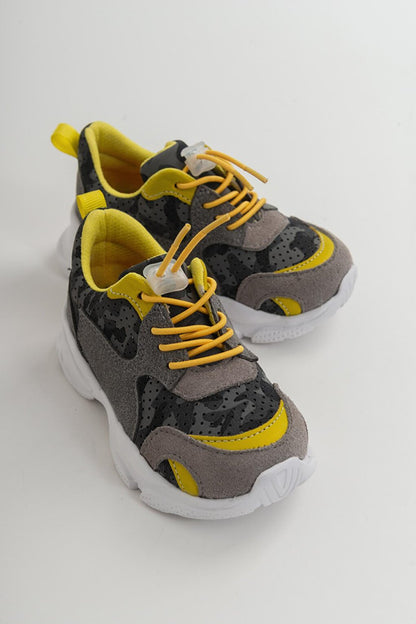 Boy's Gray healthy Supported Sports Shoes