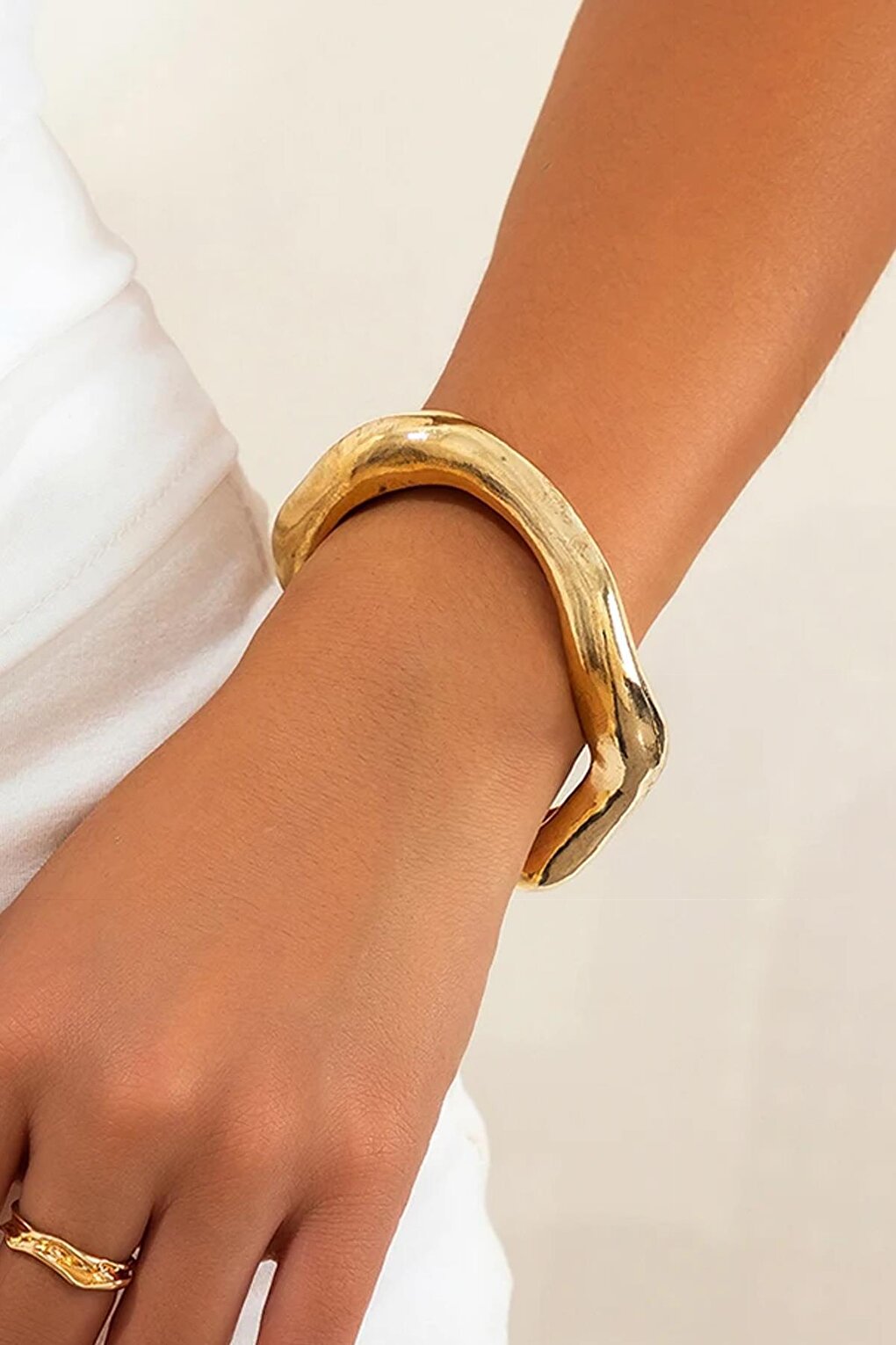 Corsico Molted Metal Thick Handcuff Bracelet