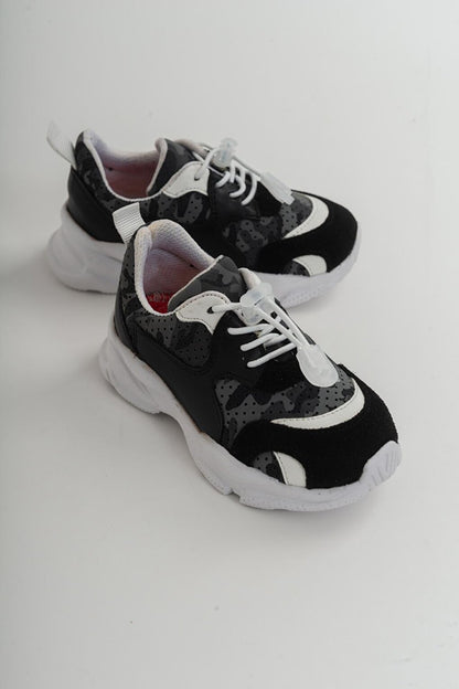 Boy's Black healthy Supported Sports Shoes