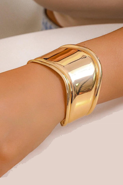 Segrate Molted metal Thick handcuff Bracelet