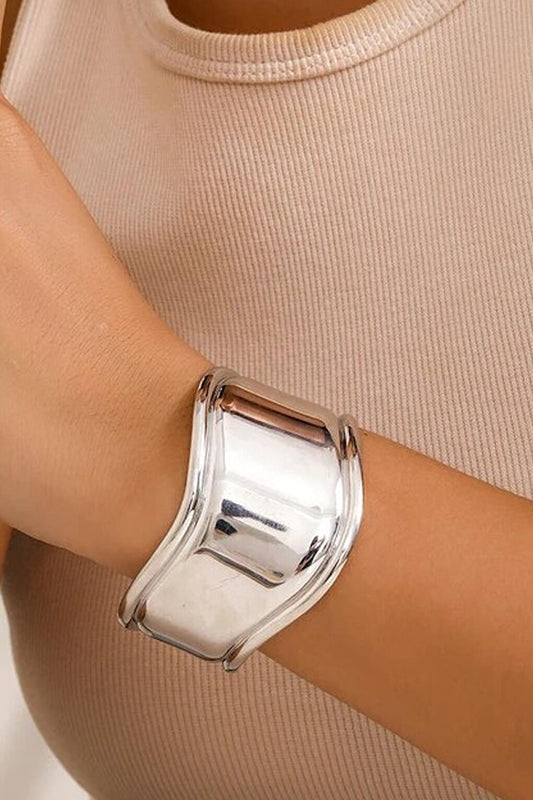 Segrate Molted metal Thick handcuff Bracelet