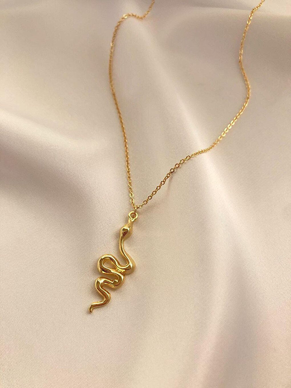 Snake Necklace Gold